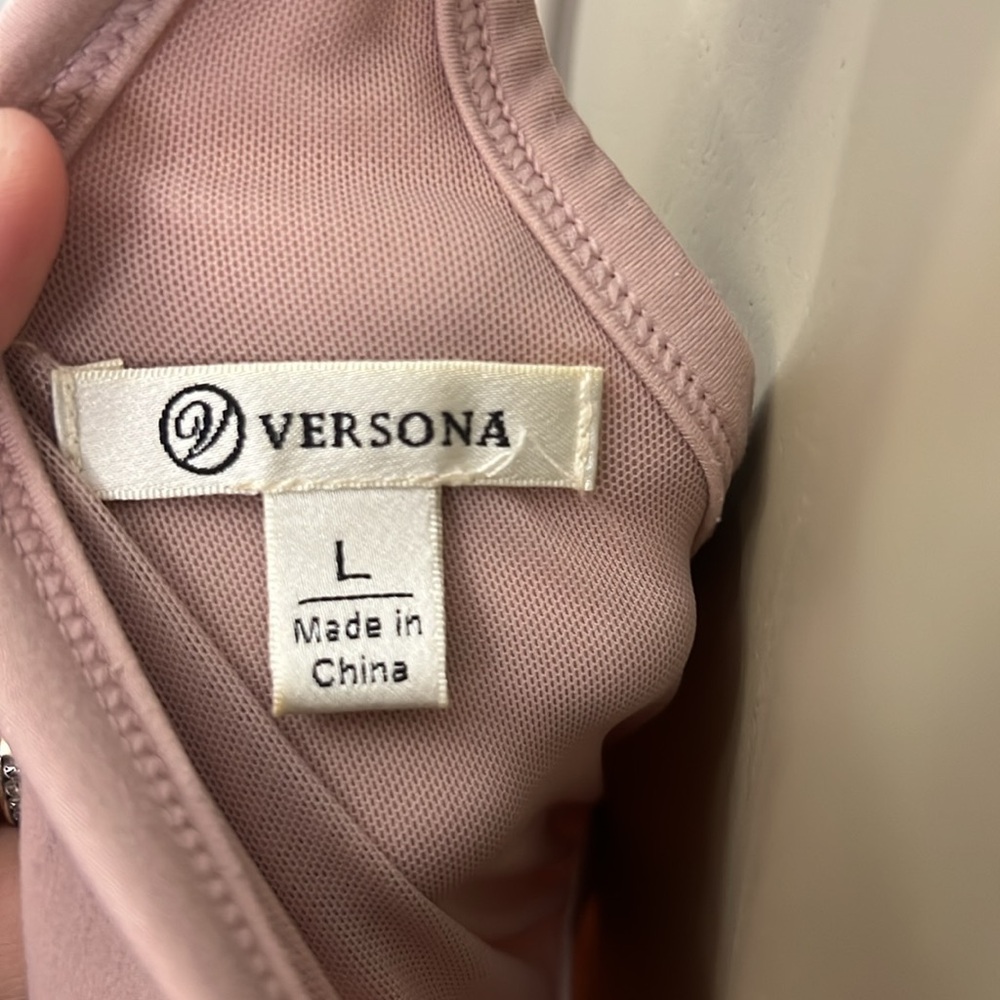 VERSONA - Picture 5 of 5